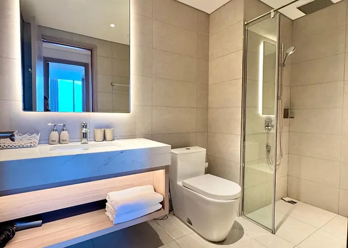 Alacarte Bay - 2 Bedroom Sea View * Ha Long